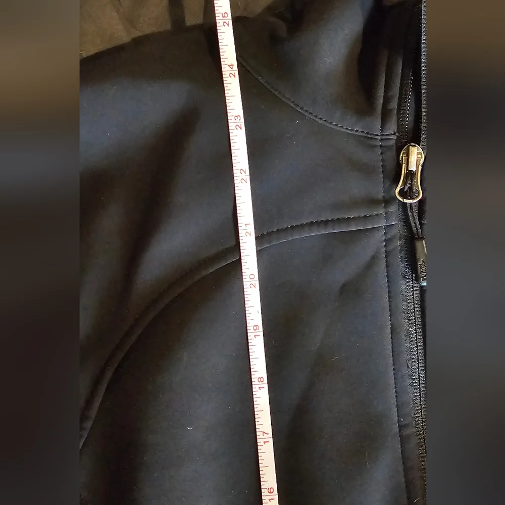 The North Face Women's Apex Bionic Jacket- Large - Picture 6 of 8